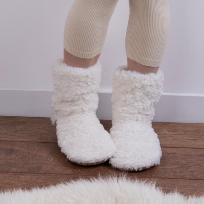 totes Ladies Faux Fur Slipper Socks Cream